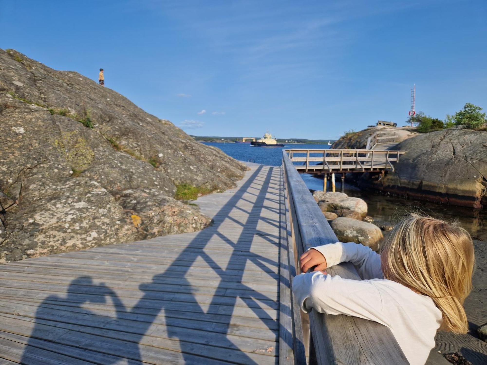 Cabin At The Sea Close To Public Beach With A Jumpingtower Hoviksnas Exterior foto